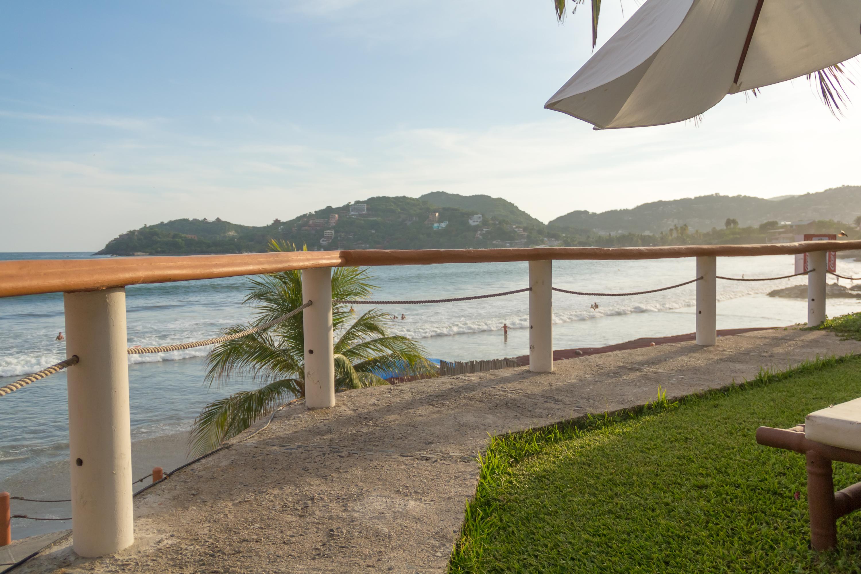 Villas Miramar Zihuatanejo Exterior photo