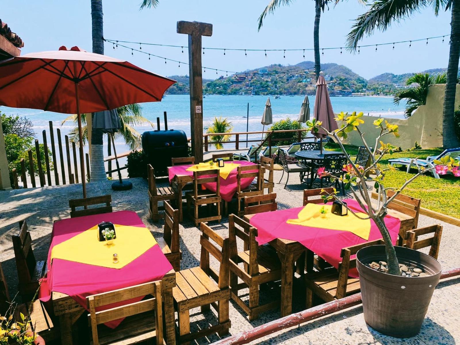 Villas Miramar Zihuatanejo Exterior photo