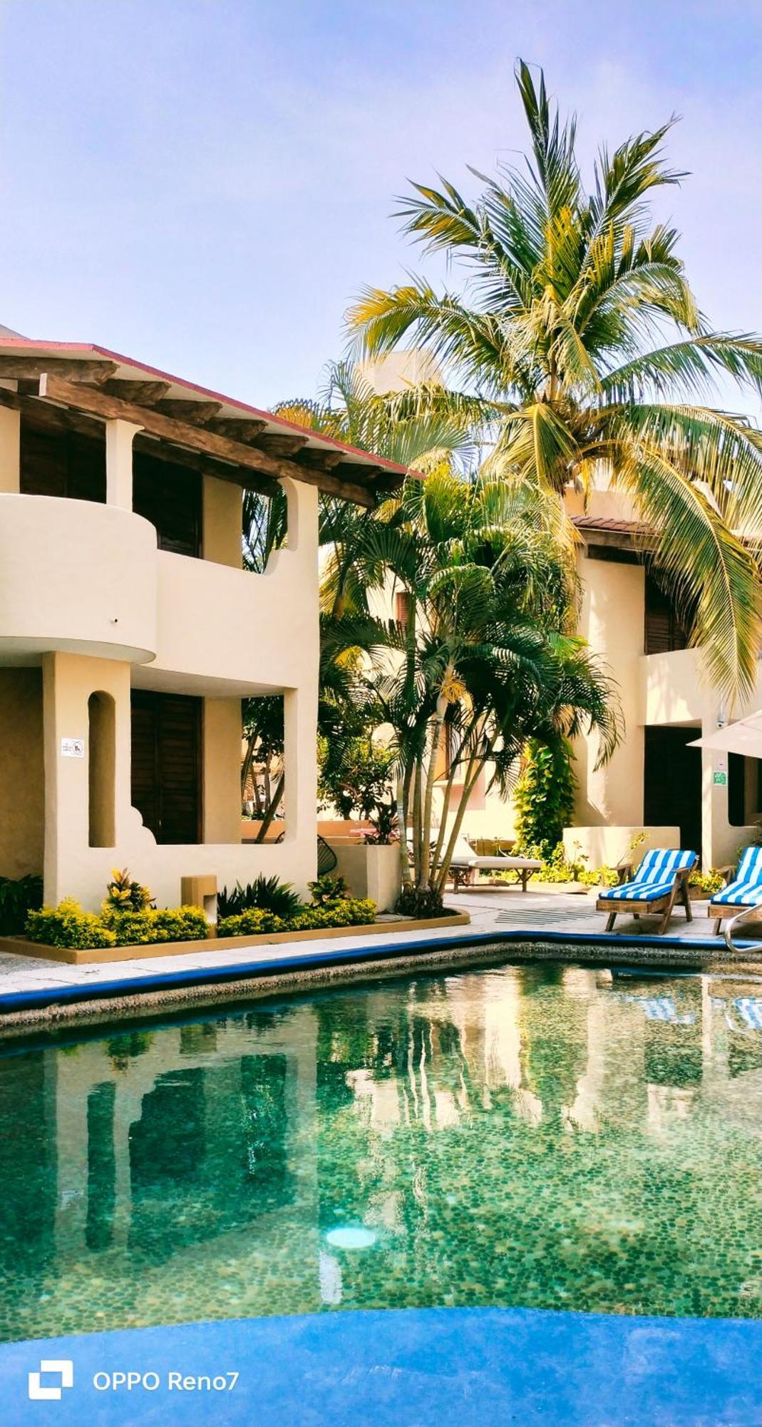 Villas Miramar Zihuatanejo Exterior photo